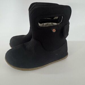 Bogs kids Waterproof winter boots black size 10